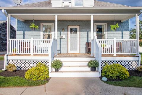 68 Ray St, Ludlow, MA 01056 photo 4