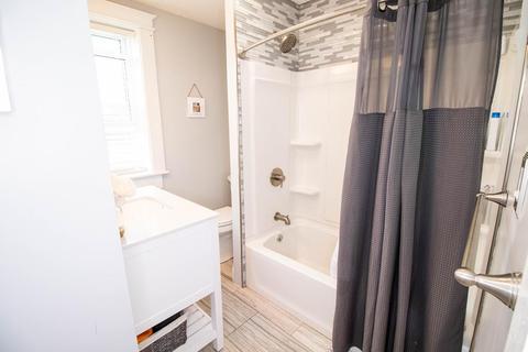 68 Ray St, Ludlow, MA 01056 photo 8