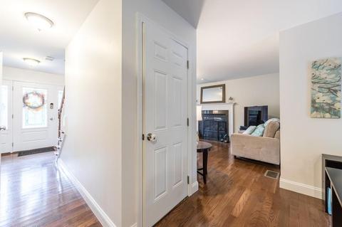 1194 Main St, Reading, MA 01867 photo 9