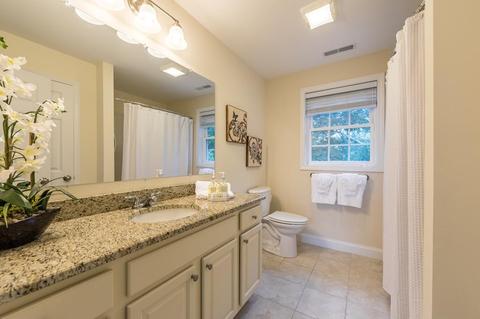1194 Main St, Reading, MA 01867 photo 12