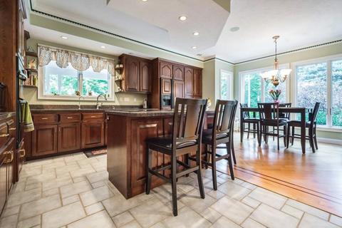 213 Mendon St, Upton, MA 01568 photo 4