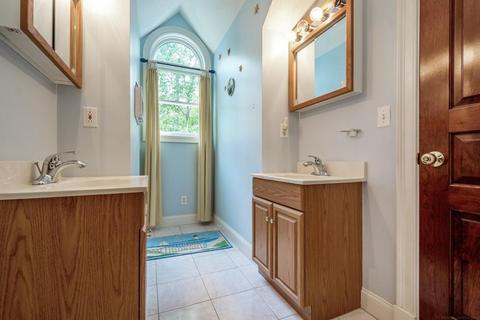 213 Mendon St, Upton, MA 01568 photo 26