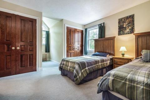 213 Mendon St, Upton, MA 01568 photo 27
