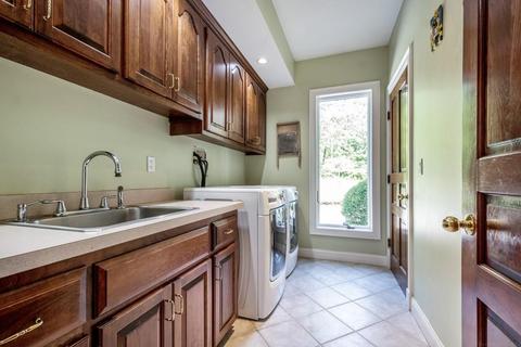213 Mendon St, Upton, MA 01568 photo 17