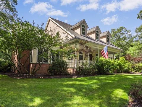 213 Mendon St, Upton, MA 01568 photo 1