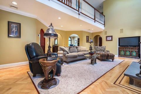213 Mendon St, Upton, MA 01568 photo 10