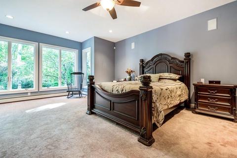 213 Mendon St, Upton, MA 01568 photo 3