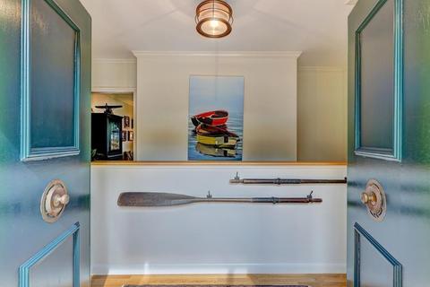 406 Main St, Barnstable, MA 02655 photo 3