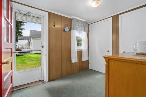 70 Sylvan St, Danvers, MA 01923 photo 12