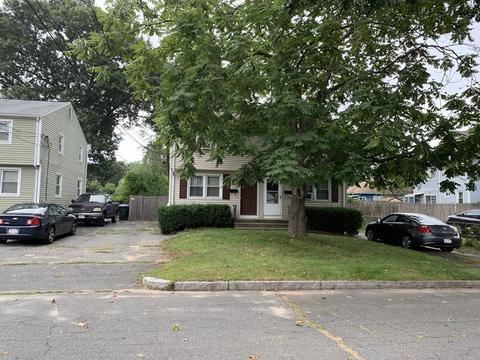11 Flagg St, Springfield, MA 01109 photo 3
