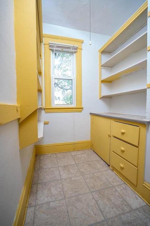 76 Monroe St, Chicopee, MA 01020 photo 10
