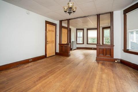 76 Monroe St, Chicopee, MA 01020 photo 7