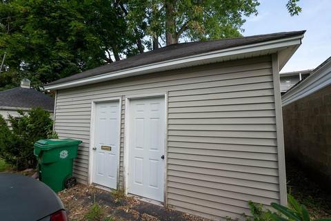 76 Monroe St, Chicopee, MA 01020 photo 16
