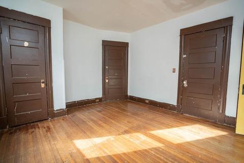 76 Monroe St, Chicopee, MA 01020 photo 14