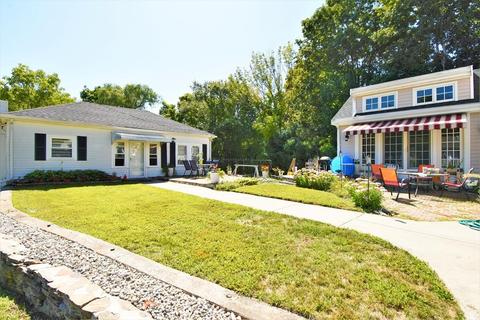 205 E Spring St, Avon, MA 02322 photo 5