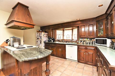 205 E Spring St, Avon, MA 02322 photo 7