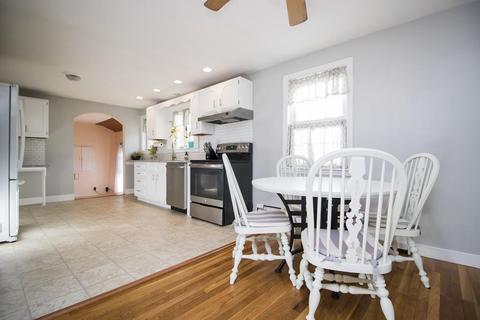84 Sunset Dr, Raynham, MA 02767 photo 17