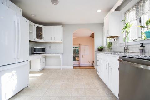 84 Sunset Dr, Raynham, MA 02767 photo 19