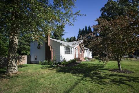 84 Sunset Dr, Raynham, MA 02767 photo 5