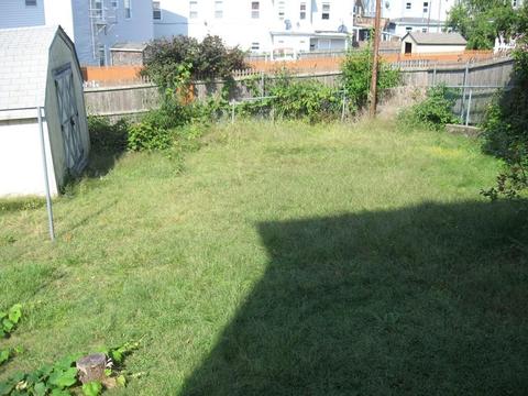 32 Bradford Ave, Fall River, MA 02721 photo 4