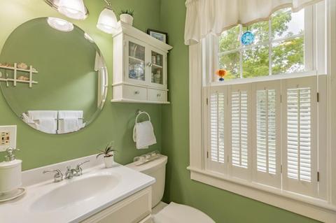 528 Great Plain Ave, Needham, MA 02492 photo 19