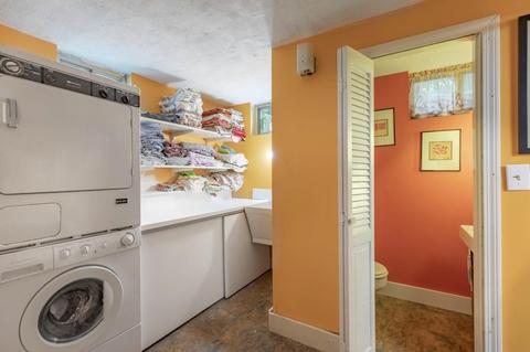 528 Great Plain Ave, Needham, MA 02492 photo 25