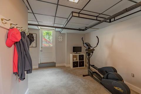 528 Great Plain Ave, Needham, MA 02492 photo 22