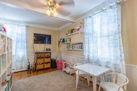 23 Hamilton St, Everett, MA 02149 photo 8