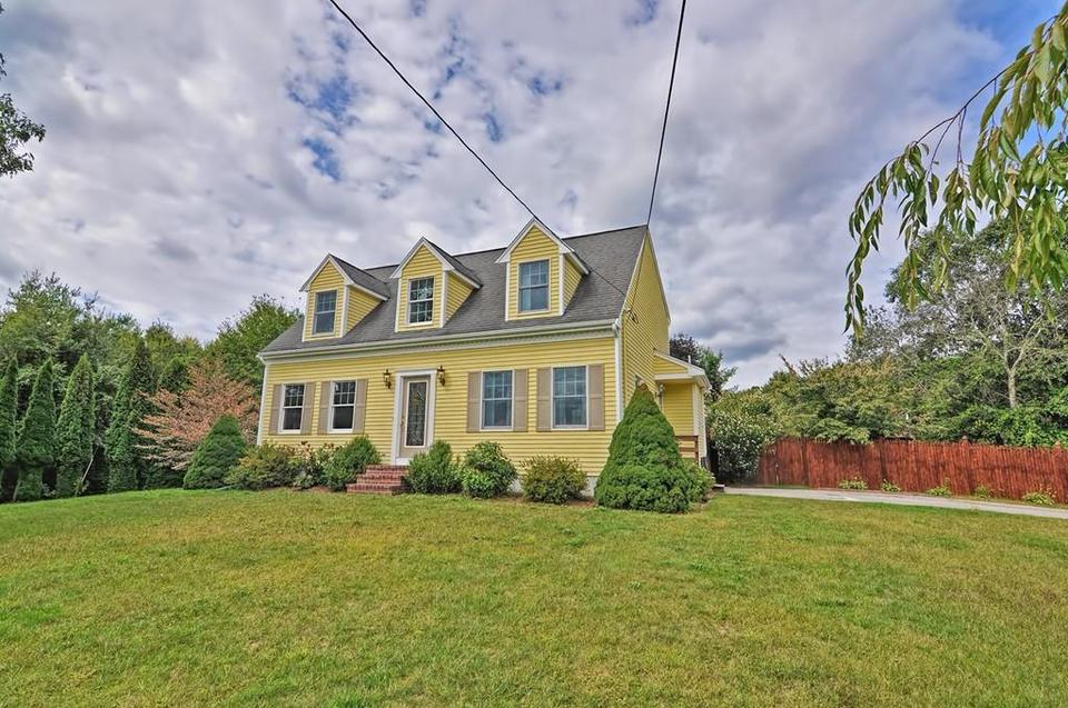 452 Richardson Ave, Attleboro, MA 02703 34 Photos MLS 72563335