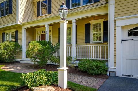 28 Thomas Rd, Wellesley, MA 02482 photo 2