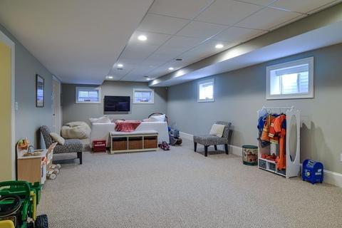 28 Thomas Rd, Wellesley, MA 02482 photo 22