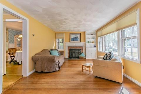 61 Donbray Rd, Springfield, MA 01119 photo 6