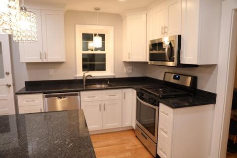 25 Central Ave, Danvers, MA 01923 photo 5