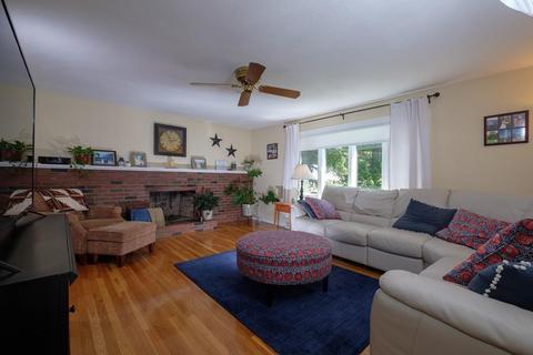 17 Jeffrey Rd, Canton, MA 02021 photo 4