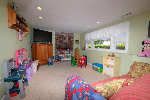 17 Jeffrey Rd, Canton, MA 02021 photo 16