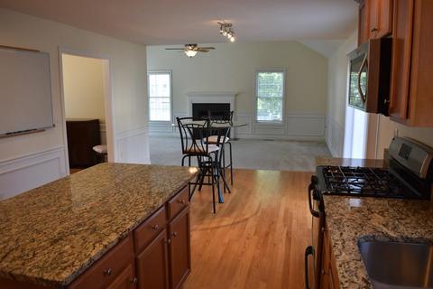 20 Howard St, Ayer, MA 01432 photo 8