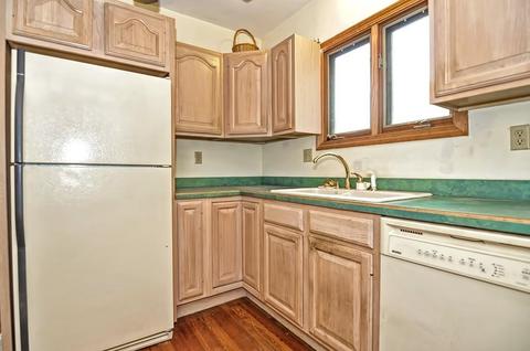 174 Hudson St, Fall River, MA 02720 photo 1