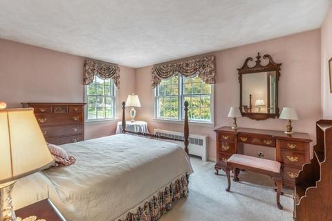 33 Blacksmith Dr, Needham, MA 02492 photo 13