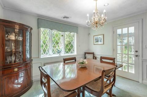 33 Blacksmith Dr, Needham, MA 02492 photo 5