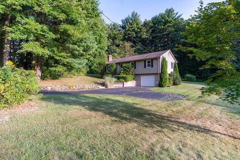 96 Plain St, Easthampton, MA 01027 photo 2