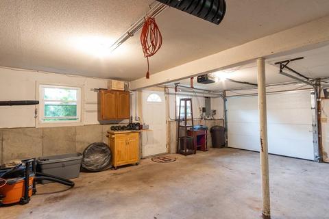 96 Plain St, Easthampton, MA 01027 photo 18