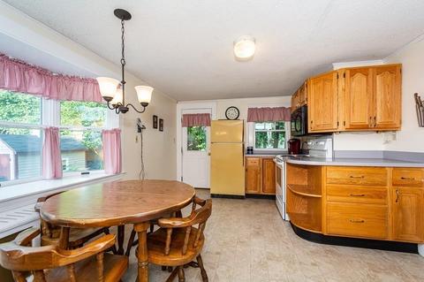 34 Kingston St, Reading, MA 01867 photo 8