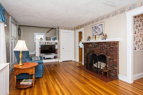 34 Kingston St, Reading, MA 01867 photo 4