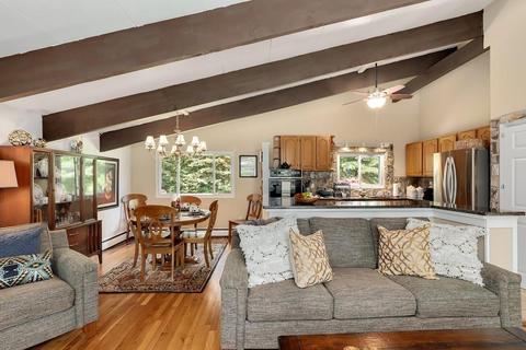 33 Walnut St, Millis, MA 02054 photo 6