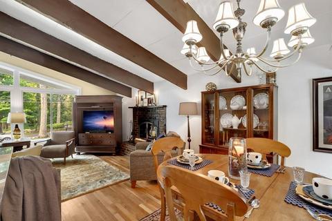 33 Walnut St, Millis, MA 02054 photo 13