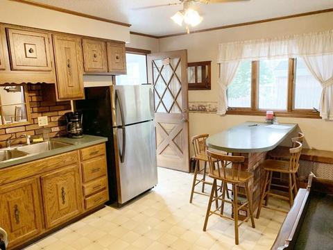 106 Colfax St, Fall River, MA 02720 photo 5
