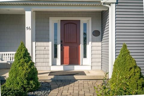56 Pleasant St, Mendon, MA 01756 photo 5