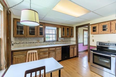 348 Summer Ave, Reading, MA 01867 photo 6