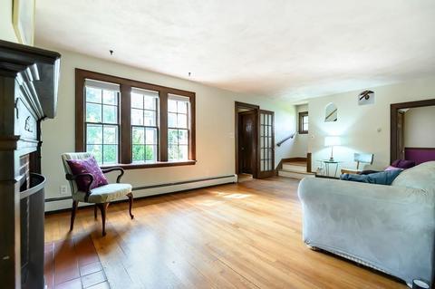 348 Summer Ave, Reading, MA 01867 photo 4