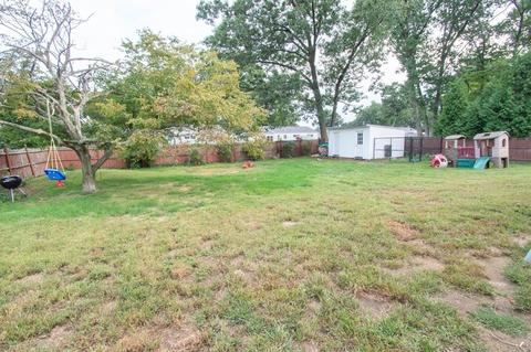 29 Daniel Dr, Chicopee, MA 01013 photo 22